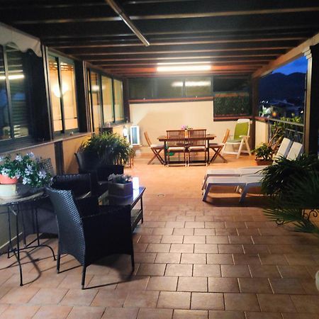 "Appartamento Del Mare Gliaca" Con Vista Isole Eolie,Ampia Terrazza,Wifi E Parcheggio Privato Gratuito بيراينو المظهر الخارجي الصورة